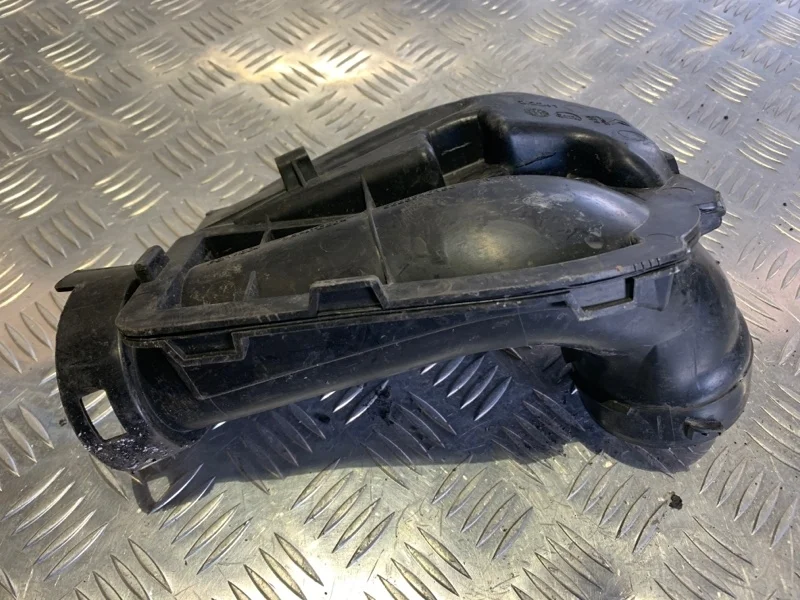 Резонатор воздушного фильтра Citroen C3 2012 9683340180 2 1.6