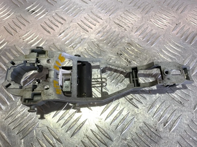 Механизм ручки двери внешней Volkswagen Jetta 2005 1K0837886A V, передний правый