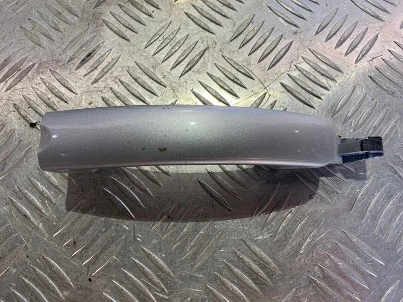 Ручка двери внешняя Volkswagen Golf 2005-2011 1K5837205 V, передняя левая