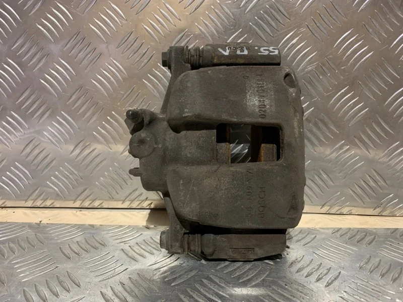 Суппорт тормозной Peugeot 207 2010 4400R8 1.6, передний левый