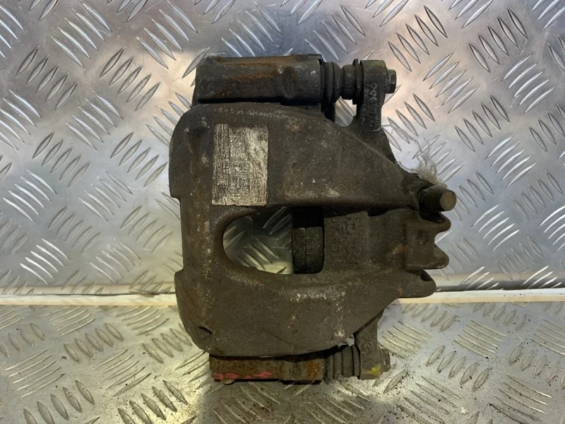 Суппорт тормозной Peugeot 308 2011 4401N9 1.6, передний правый