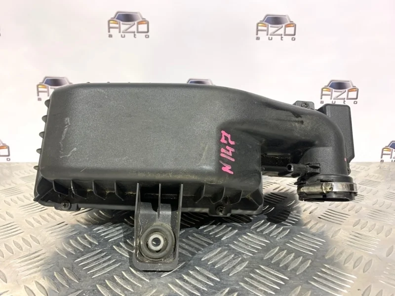 Корпус воздушного фильтра Peugeot 208 2013 9670851880 1.2