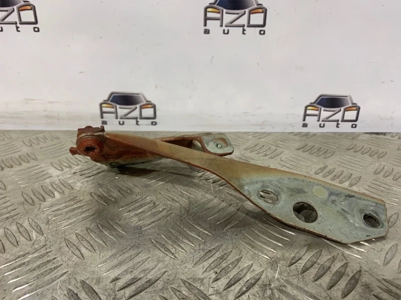 Петля капота Volvo C30 2011 30753597 1, левая