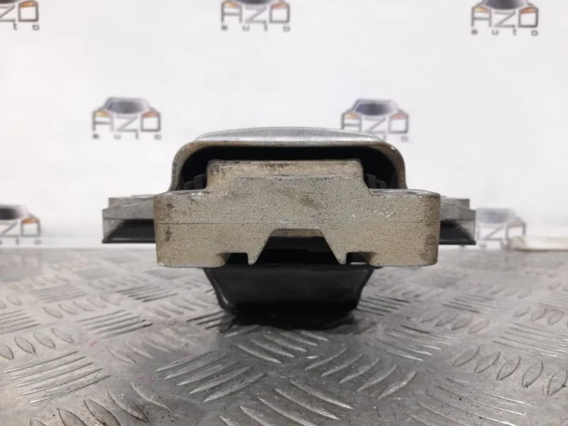 Опора АКПП Volkswagen Passat 2008 3C0199555 B6 1.8, левая