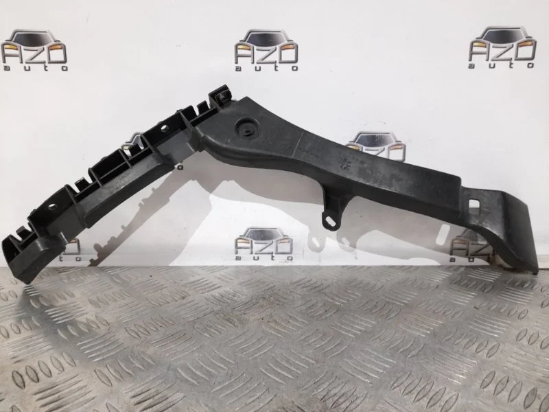 Крепление бампера Peugeot 3008 2011 9683047280 1, заднее правое