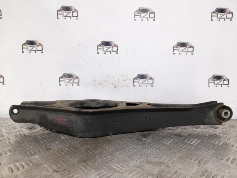 Рычаг подвески Volkswagen Passat 2008 1K0505311AB B6 1.8, задний левый
