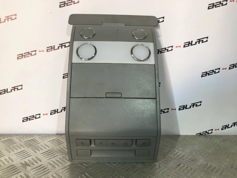 Плафон салонный Volkswagen Touareg 2003 7L0868403 1