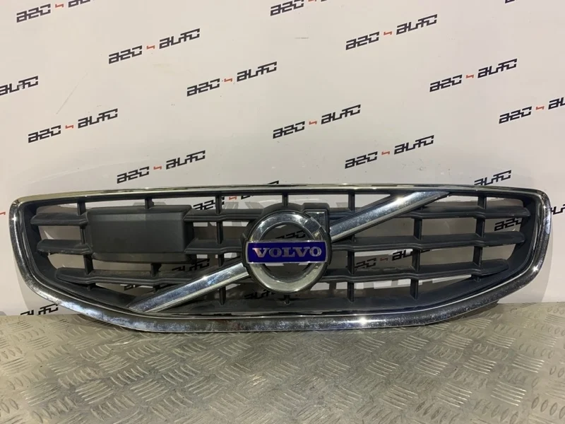 Решетка радиатора Volvo S60 2012 31323100 2