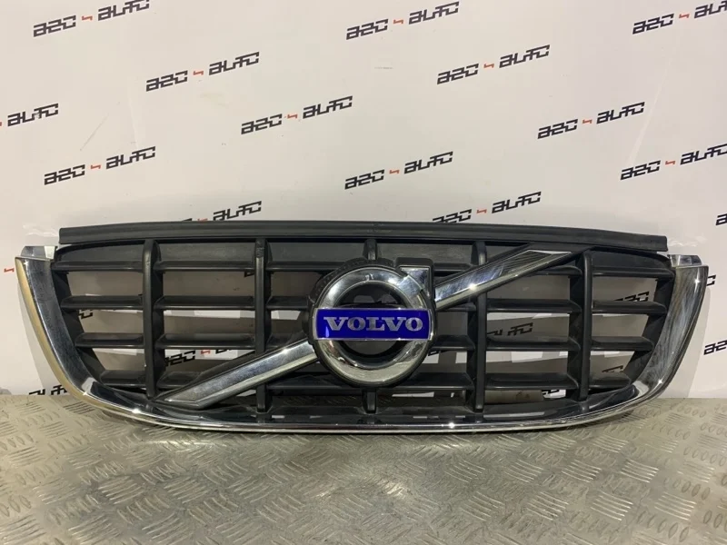 Решетка радиатора Volvo Xc60 2010 31284337 1