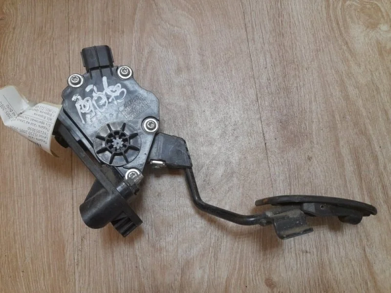 Педаль газа Lexus IS250 2005-2010