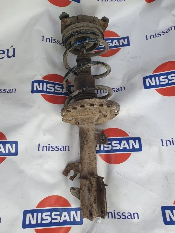 Стойка подвески Nissan Note 2007 E43039U00D E11 CR14, передняя левая