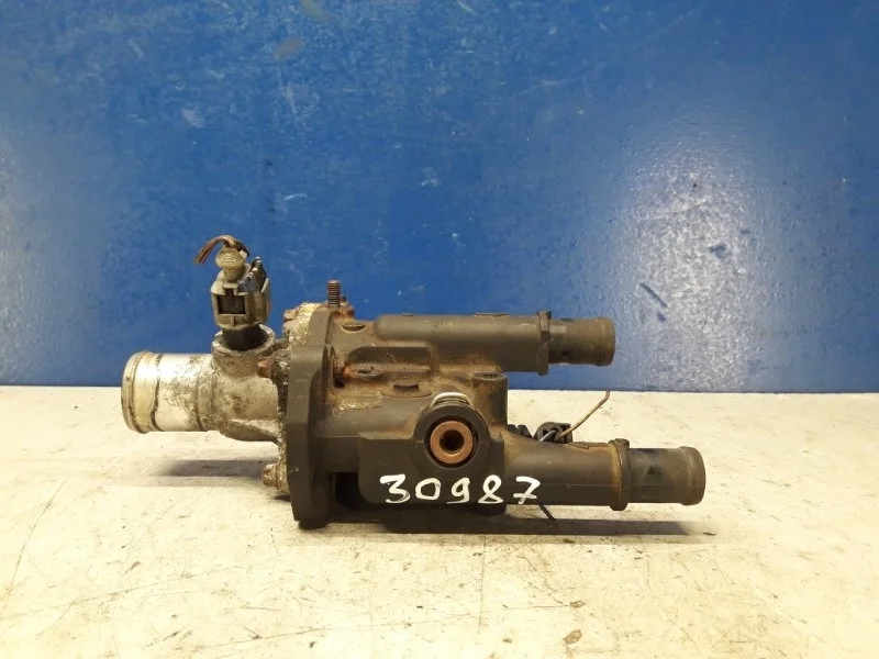 Корпус термостата Opel Astra H 2004-2014 55353311 1.8 Z18XER