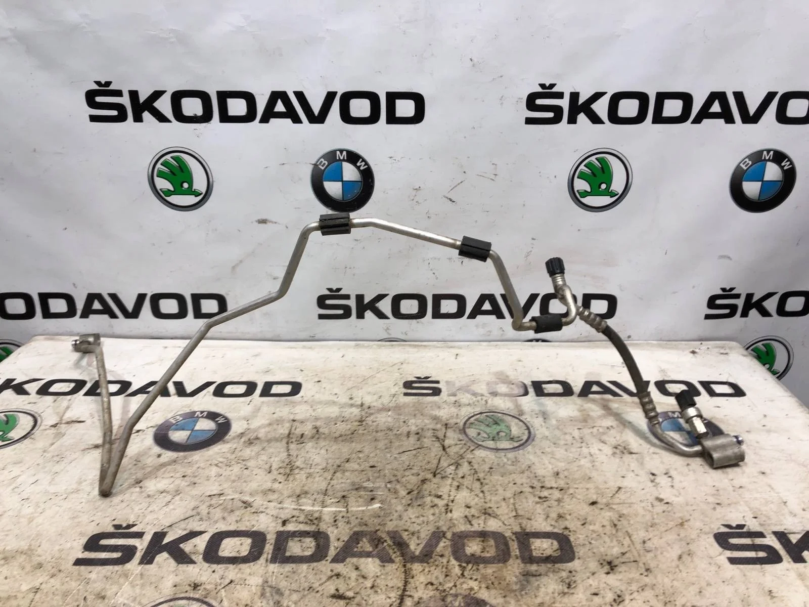 Трубка кондиционера тонкая с датчиком Skoda Octavia 2012 1K0820741CN A5 (1Z) 1.8 CDAB