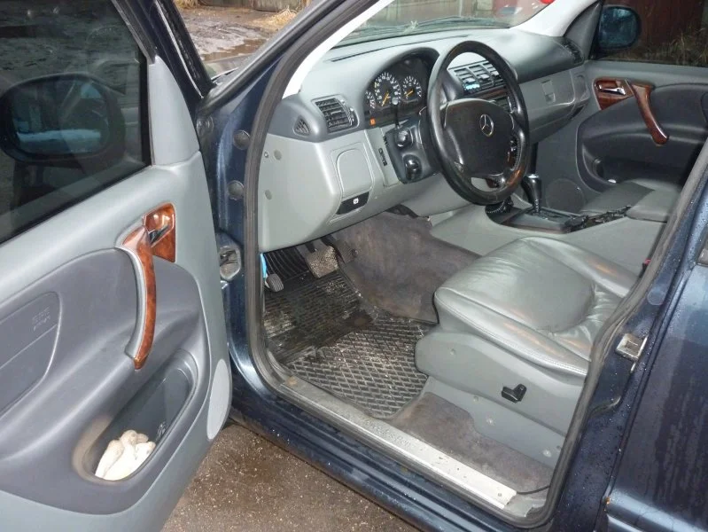 Продажа Mercedes-Benz M class 3.2 (215Hp) (112.942) 4WD AT по запчастям