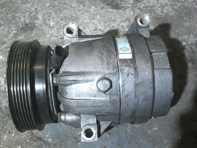 Компрессор кондиционера Renault Laguna 8200024397 2 K4M