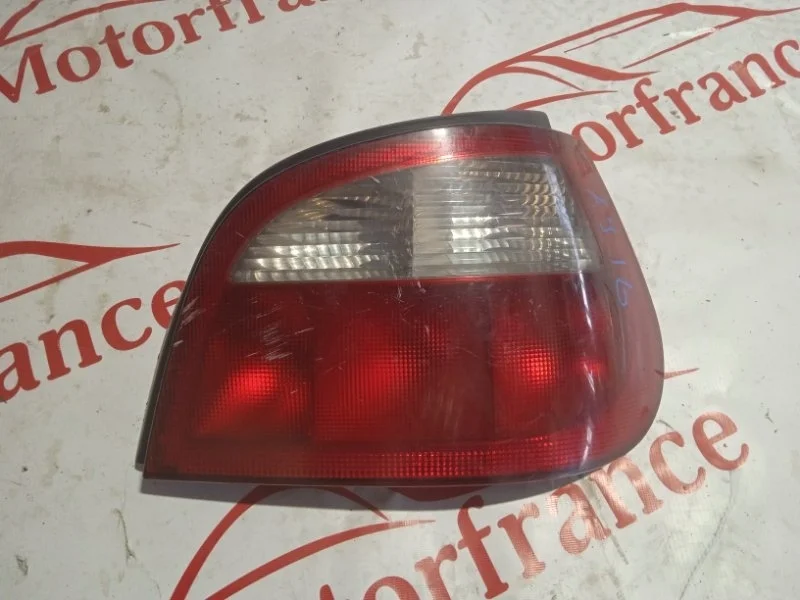 Фонарь задний Renault Megane 1999-2003
