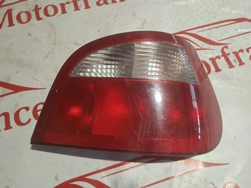 Фонарь задний Renault Megane 1999-2003