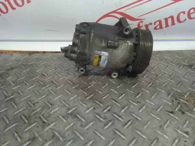 Компрессор кондиционера Renault Megane 8200309193 2 2.0 16V F4R