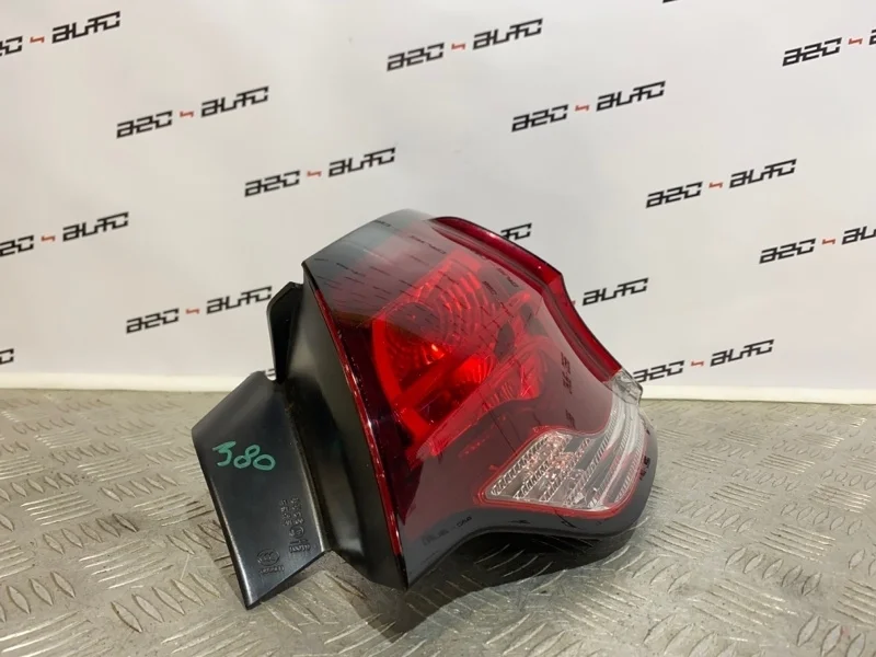 Фонарь Citroen Ds4 2012 9687336580 1, правый