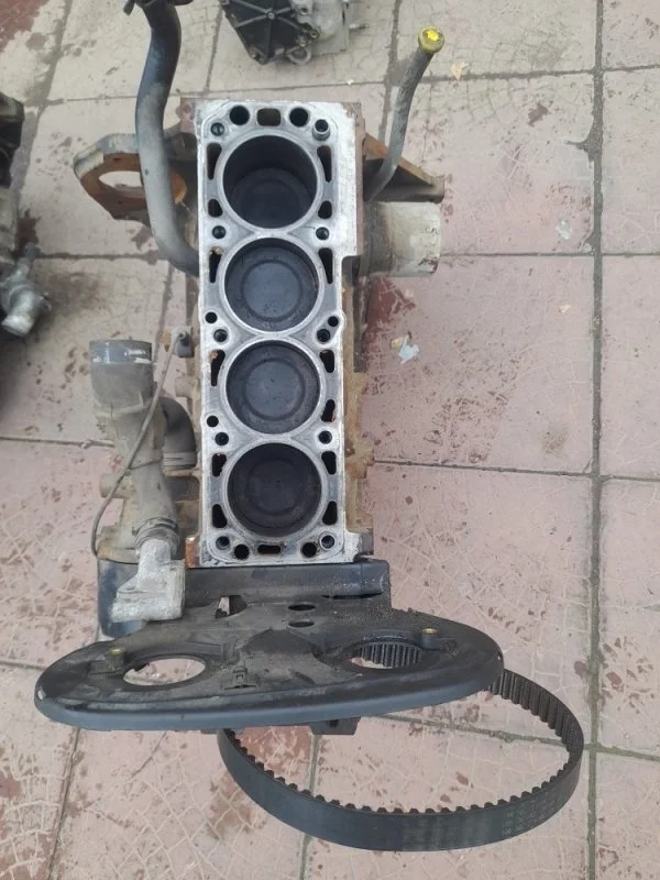 Двигатель OPEL Corsa 2002