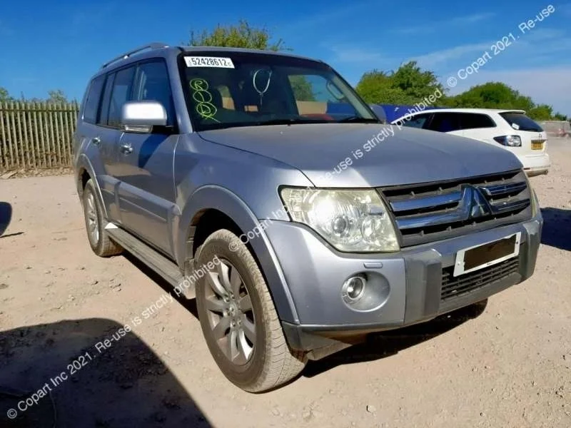 Крышка багажника Mitsubishi Pajero 4 2009 V98W