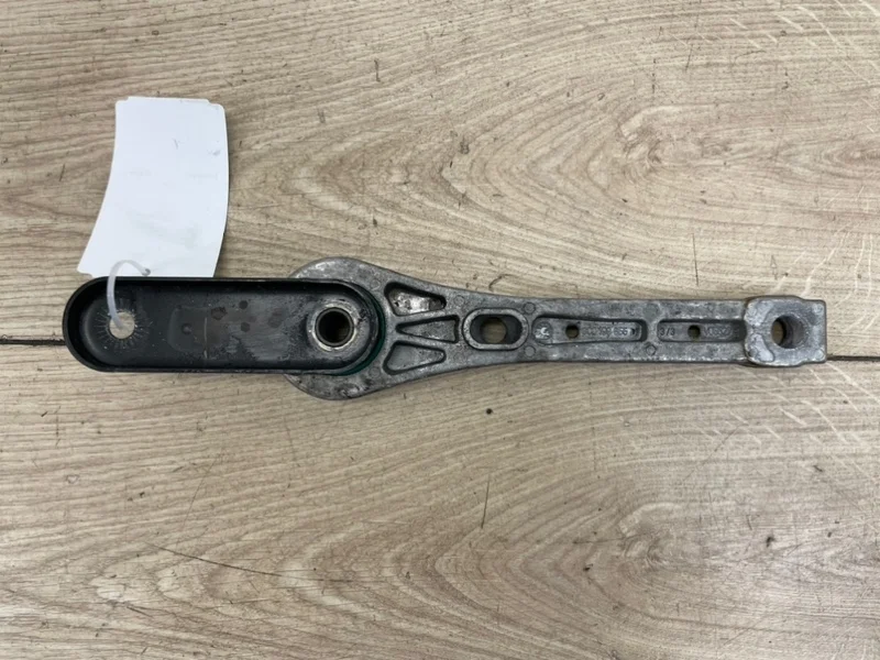 Опора VW Tiguan 2016 5N