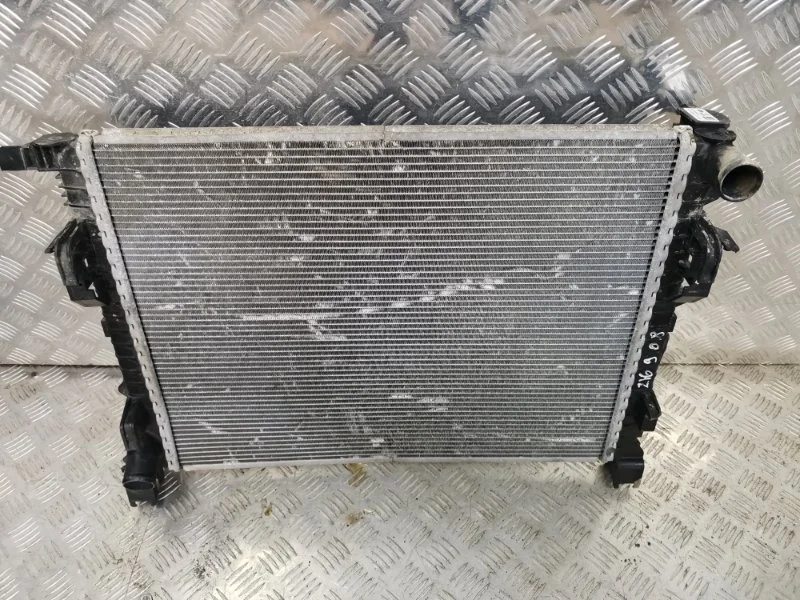 Радиатор охлаждения двигателя Renault Kaptur 2016-2018