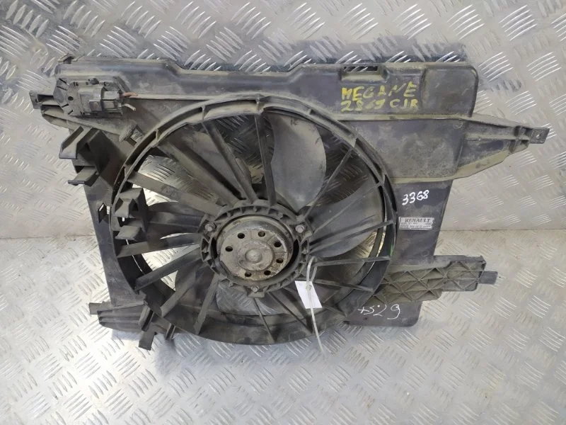 Диффузор радиатора Renault Megane 2003-2009 8200151465