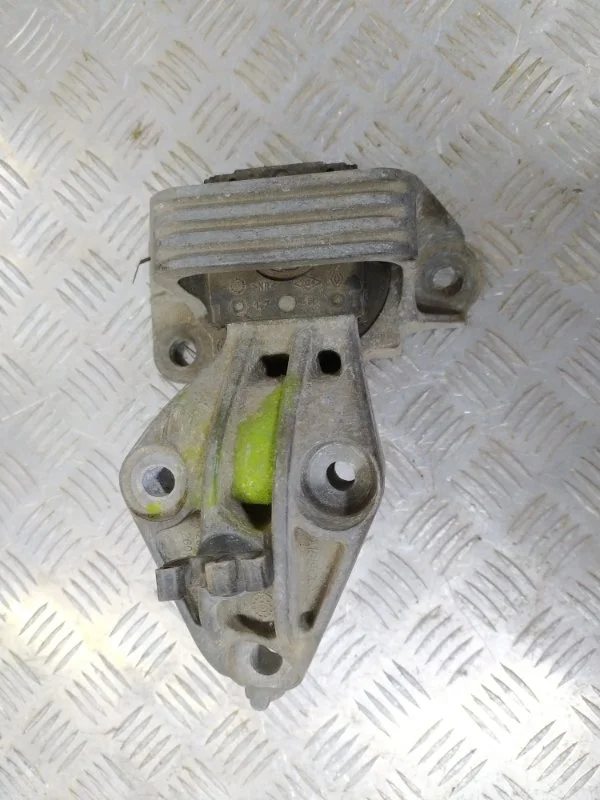 Кронштейн двигателя правый в сборе с подушкой Renault Fluence 2008-2014 112100020R 1.5 DCI K9K