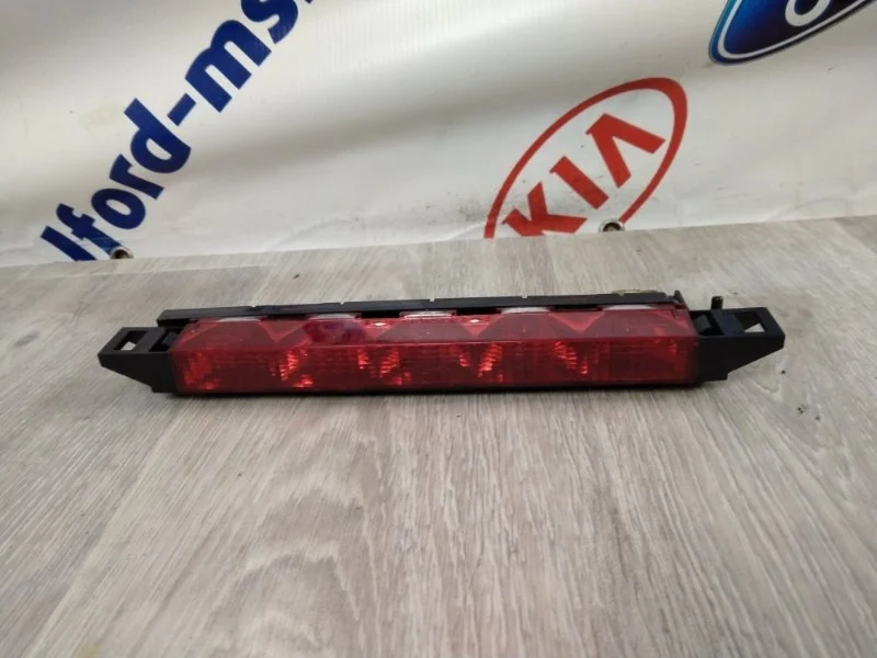 Дополнительный стоп сигнал FORD FOCUS 2 2005-2011