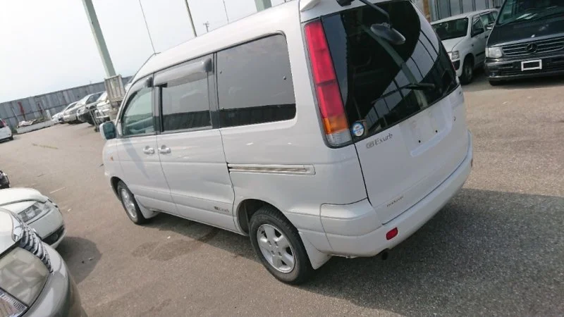 Продажа Toyota Lite Ace Noah 2.2D (91Hp) (3C-T) RWD AT по запчастям