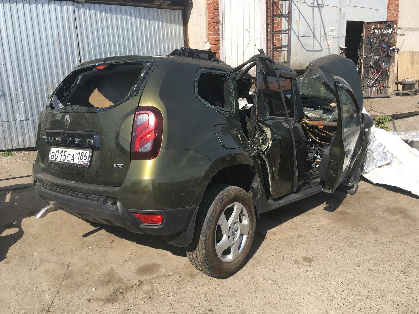 Продажа Renault Duster 2.0 (143Hp) (F4R 400) 4WD MT по запчастям