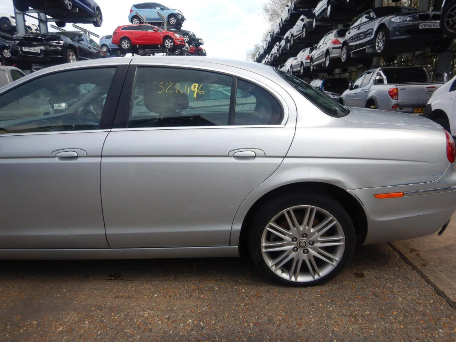 Продажа Jaguar S Type 2.7D (207Hp) (276DT (AJ-V6D)) RWD AT по запчастям