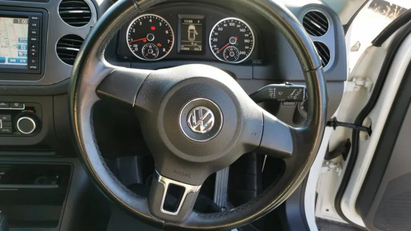 Продажа Volkswagen Tiguan 2.0 (170Hp) (CCZC, CAWA) 4WD AT по запчастям