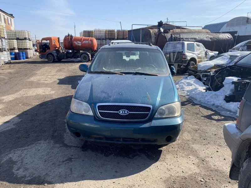 Продажа Kia Carnival 2.5 (150Hp) (K5) FWD AT по запчастям