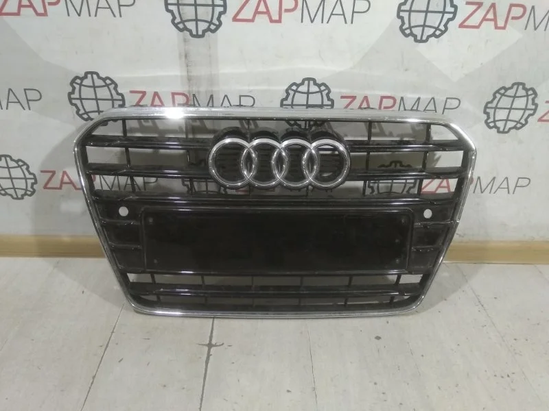 Решетка радиатора передняя Audi A5 8T 2007-2015