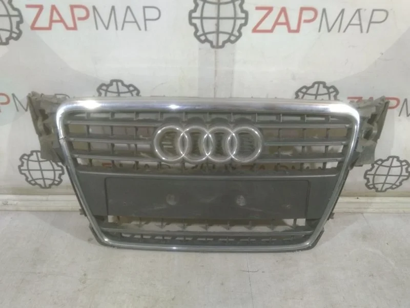 Решетка радиатора передняя Audi A4 B8 2007