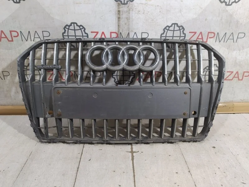 Решетка радиатора передняя Audi A6 C7 2013-2018