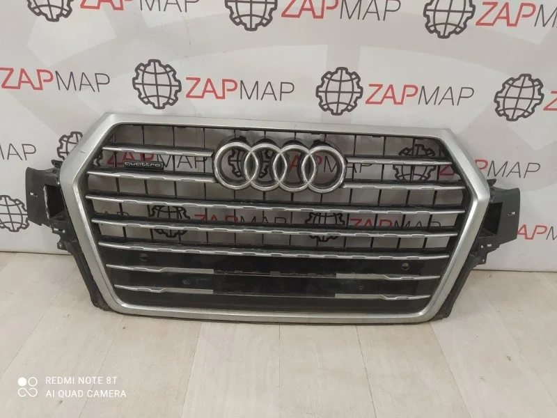 Решетка радиатора передняя Audi Q7 4M 2015-Нв