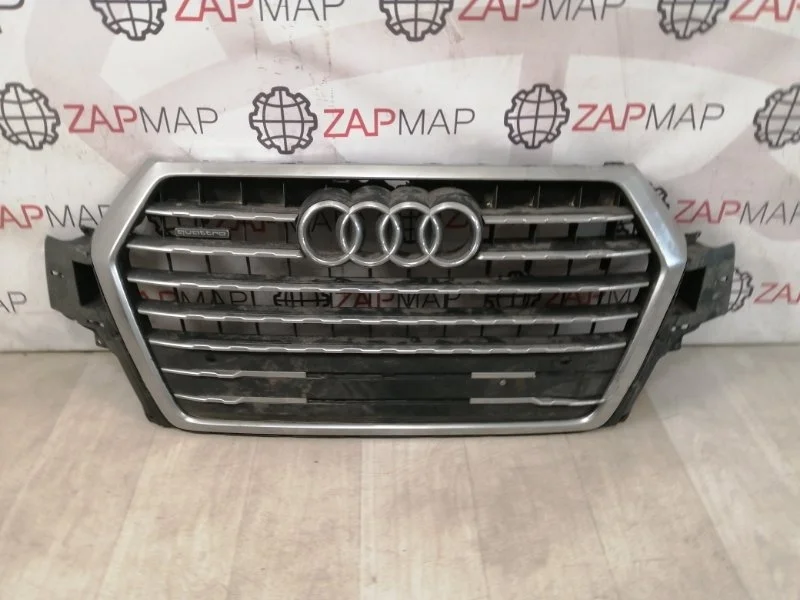 Решетка радиатора передняя Audi Q7 4M 2015-Нв