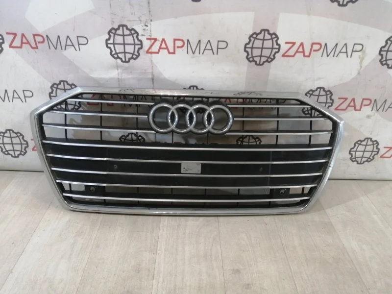 Решетка радиатора передняя Audi A4 B8 2007-2015