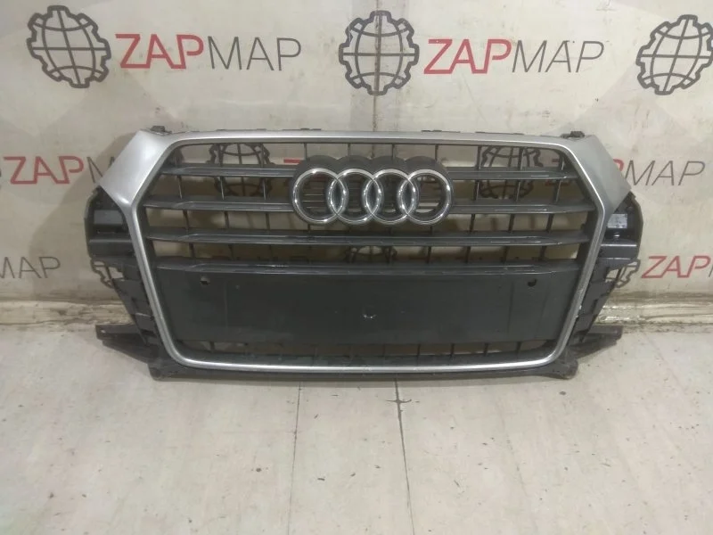 Решетка радиатора передняя Audi Q3 8U 2014
