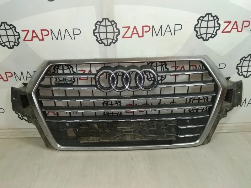 Решетка радиатора передняя Audi Q7 4M 2015-Нв