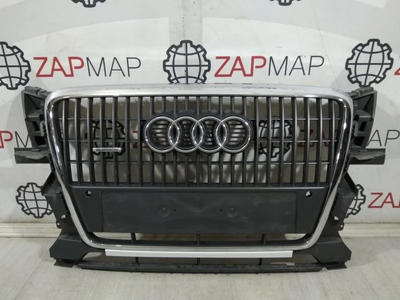 Решетка радиатора под парктроник передняя Audi Q5