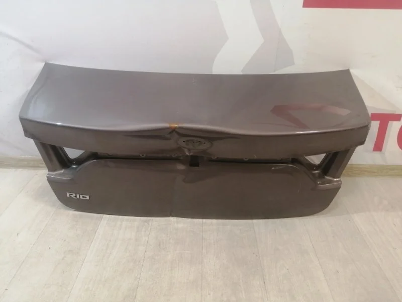 Крышка багажника задняя Kia Rio 4 2017-Нв