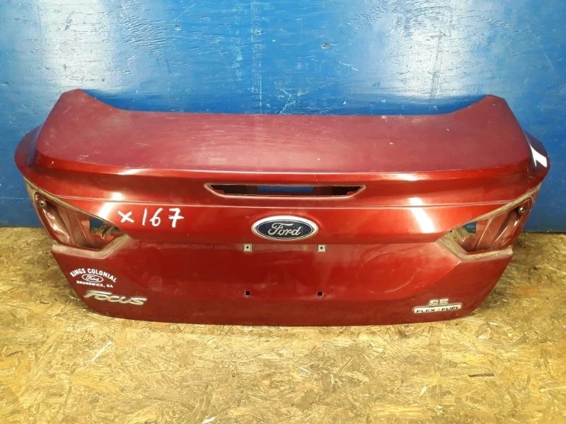 Крышка багажника Ford Focus 3 2011-2014 1796141 СЕДАН