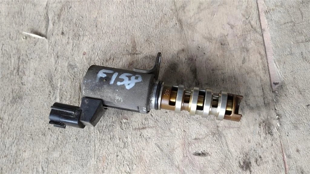 Б.у. клапан vvti NISSAN JUKE F15E NISSAN JUKE F15E