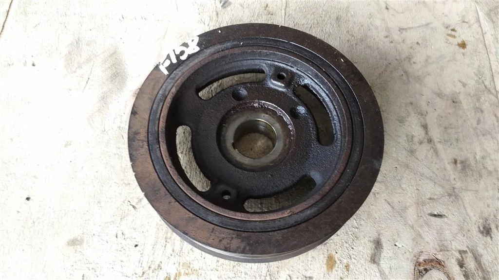 Б.у. шкив коленвала NISSAN JUKE F15E NISSAN JUKE F15E