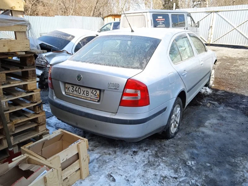 Продажа Skoda Octavia 1.6 (102Hp) (BSE) FWD MT по запчастям