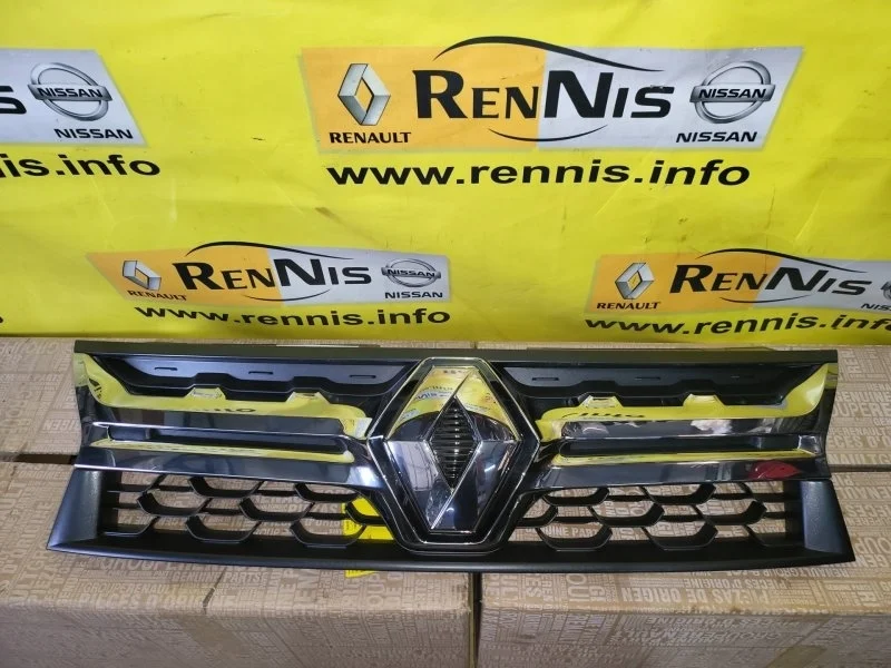Решетка радиатора в сборе Renault Duster